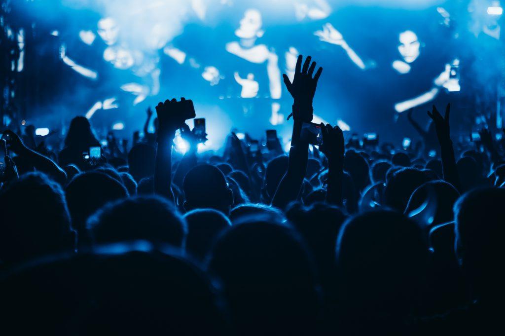 Comment acheter des billets de concert en ligne ? 2 Astuces SEO | Booster son Site et le faire Décoller dans Google